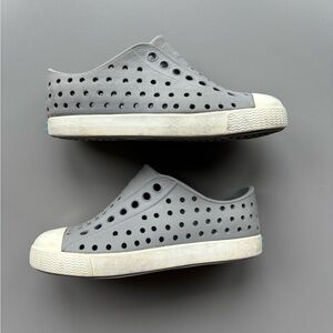 Used, Gray, toddler Native water shoes, size 8